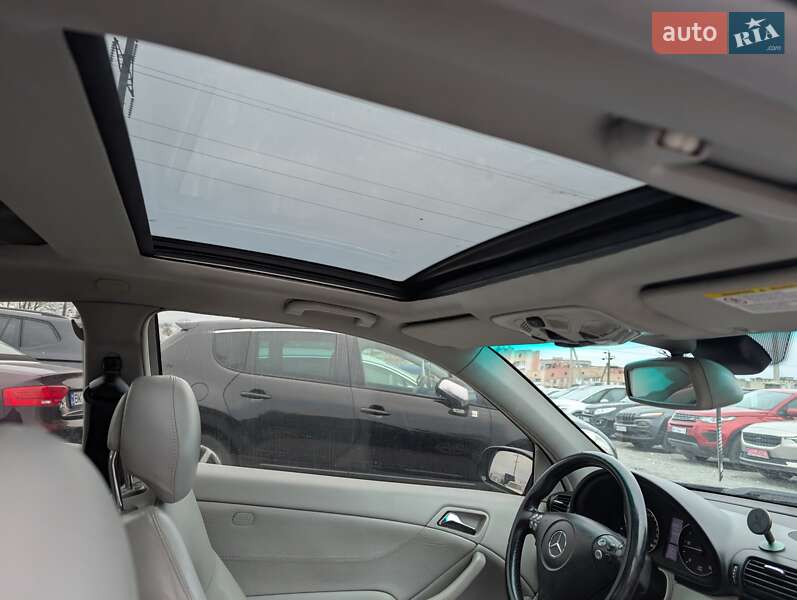 Купе Mercedes-Benz C-Class 2005 в Ровно