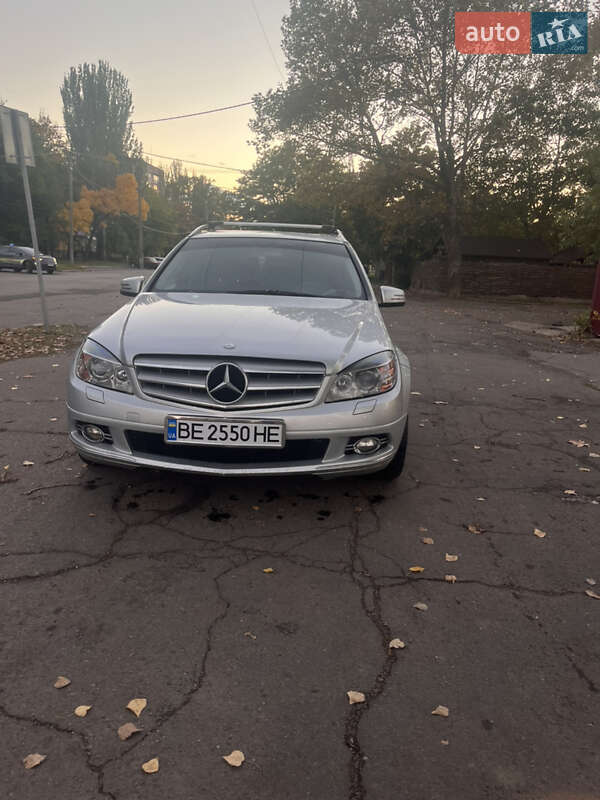 Універсал Mercedes-Benz C-Class 2009 в Миколаєві фото 3 Універсал Mercedes-Benz C-Class 2009 в Миколаєві