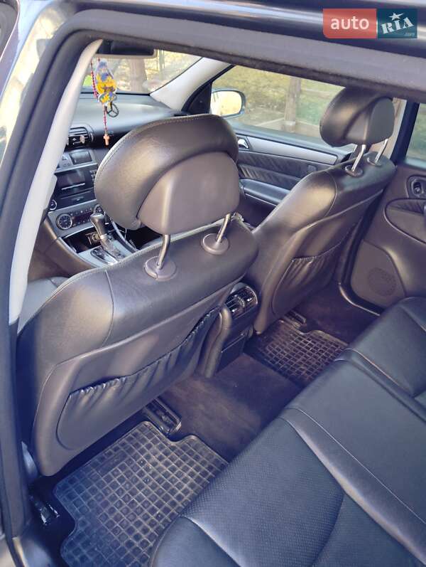 Универсал Mercedes-Benz C-Class 2004 в Дрогобыче