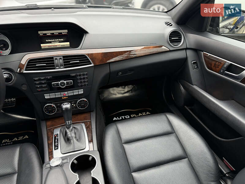Седан Mercedes-Benz C-Class 2014 в Одессе
