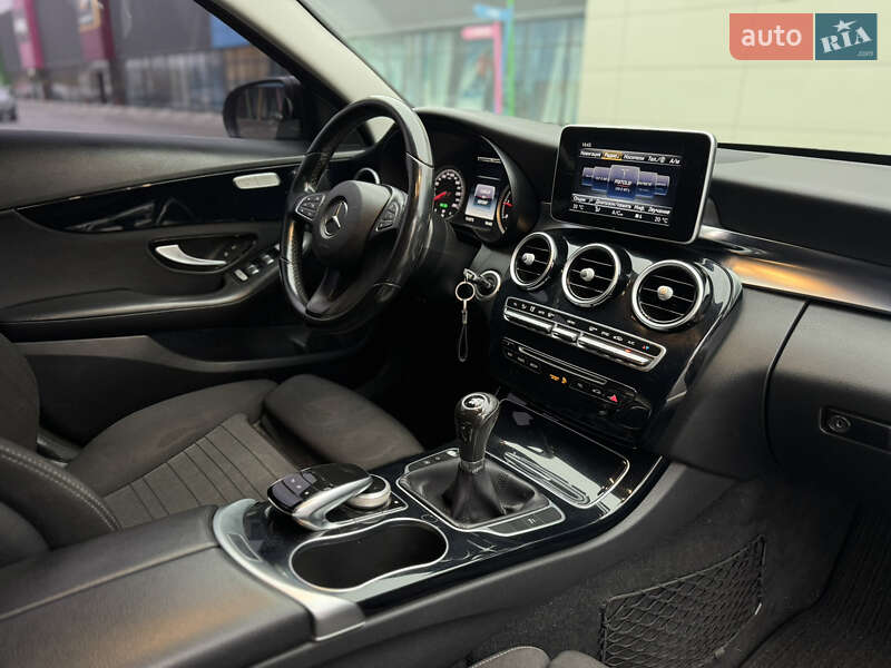 Універсал Mercedes-Benz C-Class 2015 в Києві фото 20 Універсал Mercedes-Benz C-Class 2015 в Києві