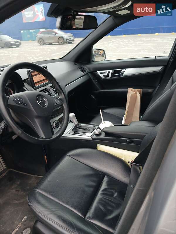 Универсал Mercedes-Benz C-Class 2010 в Ковеле