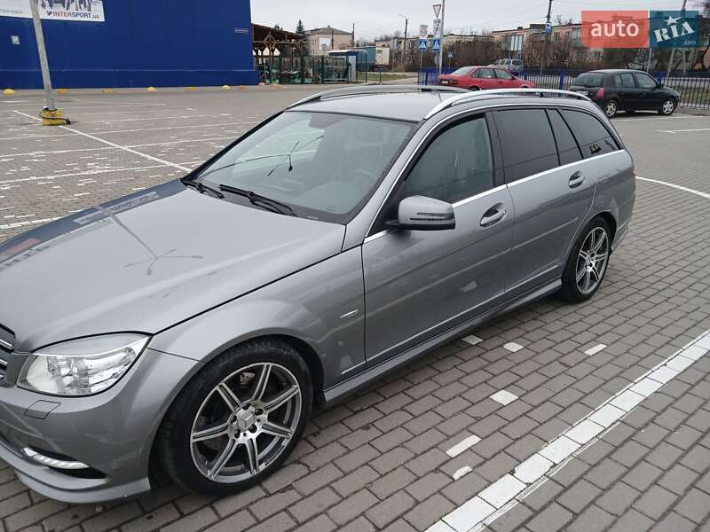 Универсал Mercedes-Benz C-Class 2010 в Ковеле
