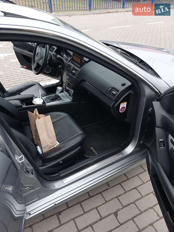Универсал Mercedes-Benz C-Class 2010 в Ковеле