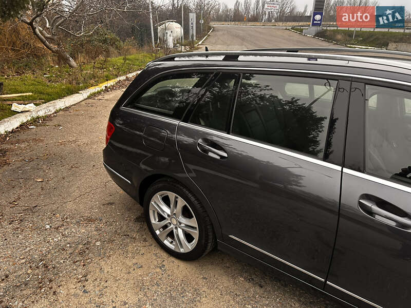 Универсал Mercedes-Benz C-Class 2013 в Одессе