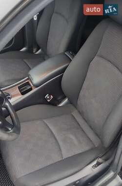 Седан Mercedes-Benz C-Class 2004 в Харькове