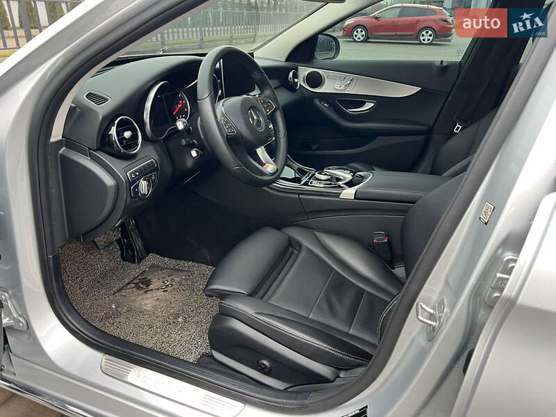 Седан Mercedes-Benz C-Class 2017 в Ізяславі