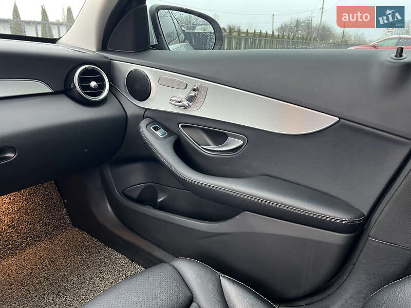 Седан Mercedes-Benz C-Class 2017 в Ізяславі