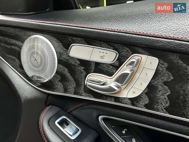 Седан Mercedes-Benz C-Class 2016 в Киеве