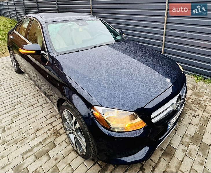 Седан Mercedes-Benz C-Class 2016 в Києві