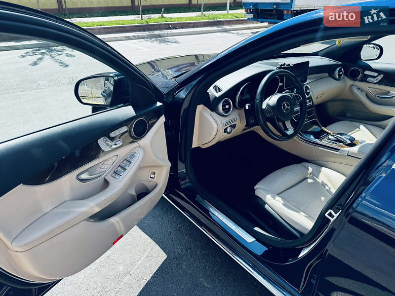 Седан Mercedes-Benz C-Class 2016 в Києві