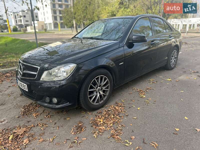 Mercedes-Benz C-Class 2012