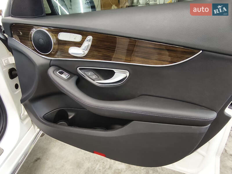 Седан Mercedes-Benz C-Class 2018 в Самборе