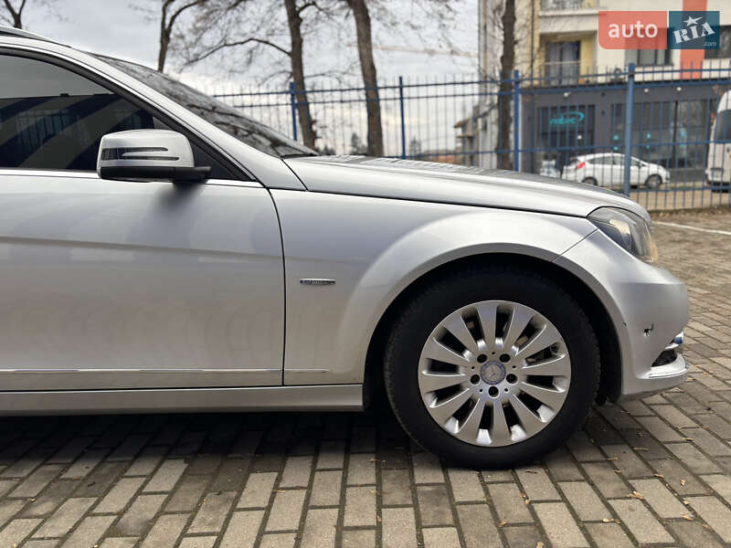 Универсал Mercedes-Benz C-Class 2012 в Ужгороде