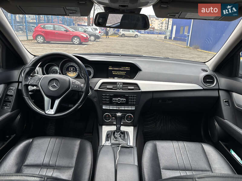 Универсал Mercedes-Benz C-Class 2012 в Ужгороде
