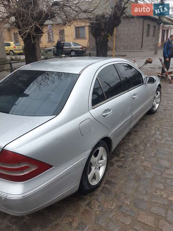 Седан Mercedes-Benz C-Class 2001 в Белгороде-Днестровском