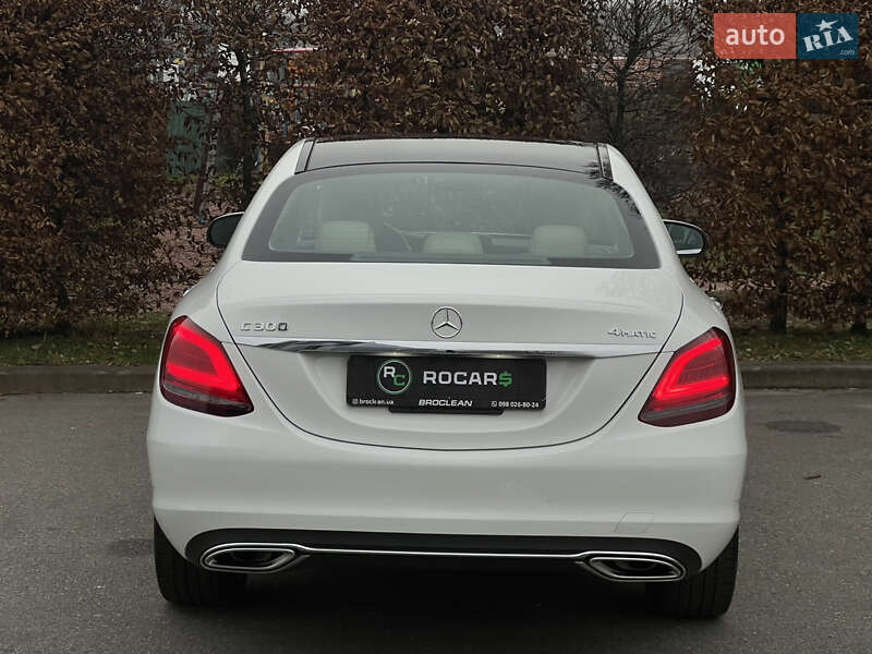 Седан Mercedes-Benz C-Class 2020 в Киеве