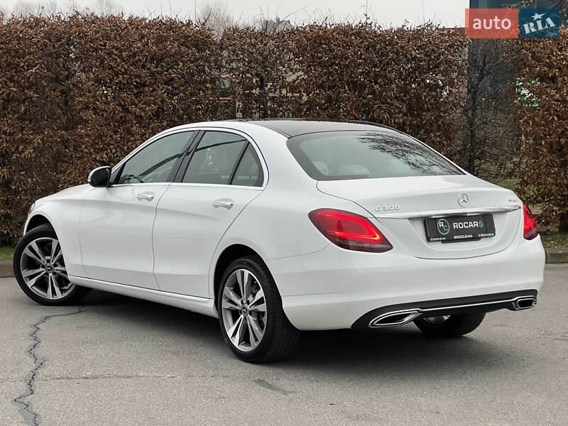 Седан Mercedes-Benz C-Class 2020 в Киеве