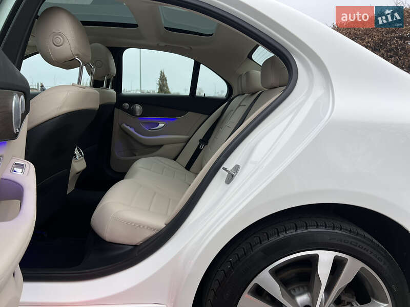 Седан Mercedes-Benz C-Class 2020 в Киеве