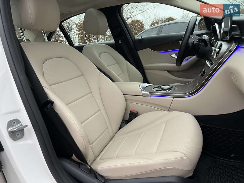 Седан Mercedes-Benz C-Class 2020 в Киеве