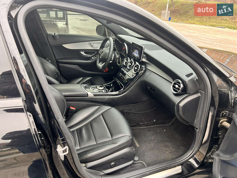 Седан Mercedes-Benz C-Class 2017 в Черкассах