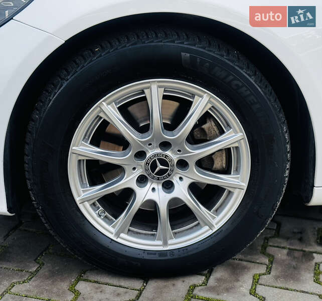 Універсал Mercedes-Benz C-Class 2019 в Одесі