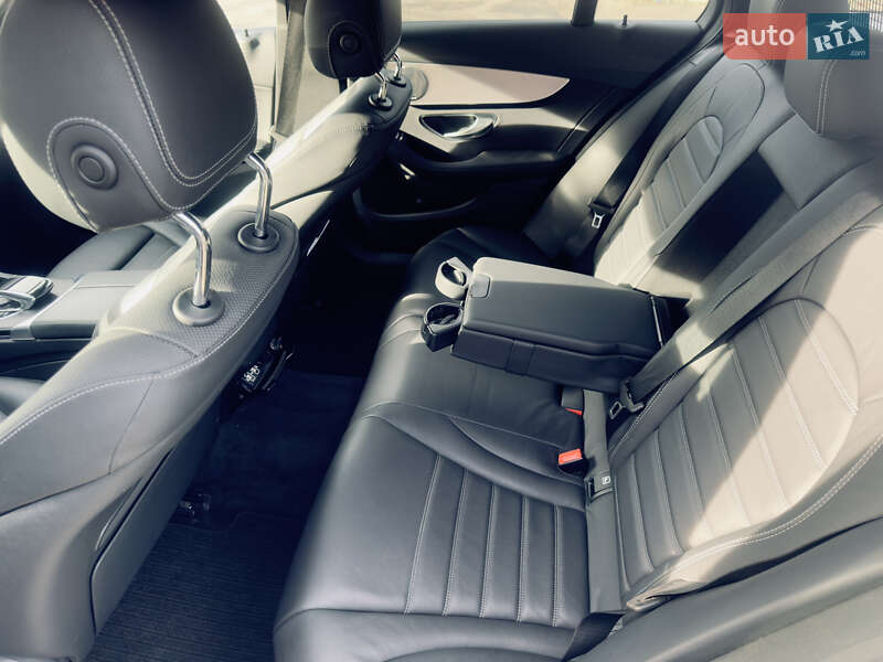 Універсал Mercedes-Benz C-Class 2019 в Одесі