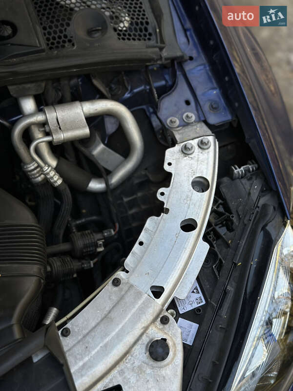 Седан Mercedes-Benz C-Class 2019 в Киеве фото 37 Седан Mercedes-Benz C-Class 2019 в Киеве