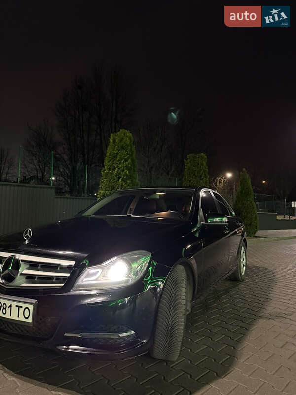 Mercedes-Benz C-Class 2013