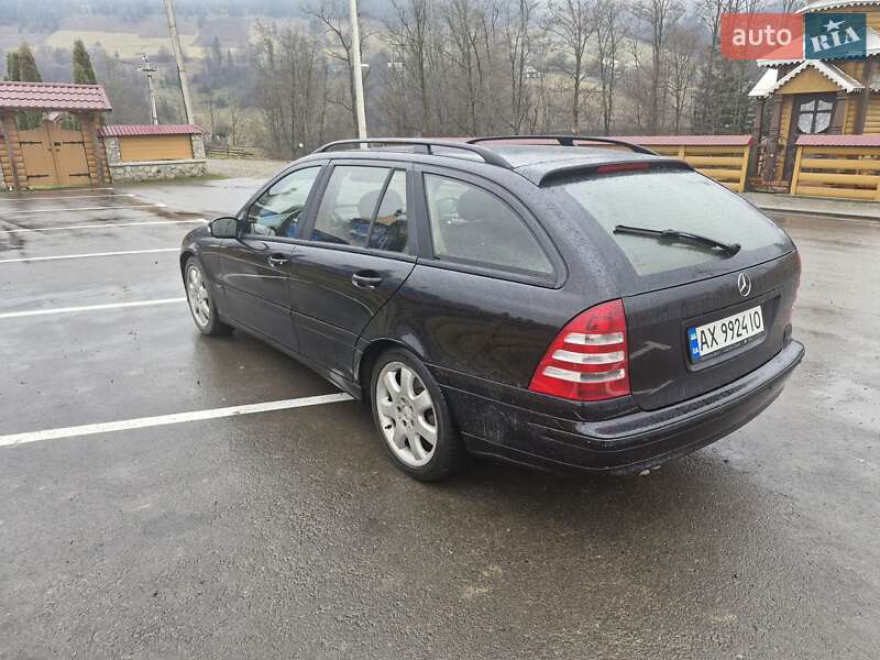 Универсал Mercedes-Benz C-Class 2005 в Верховине