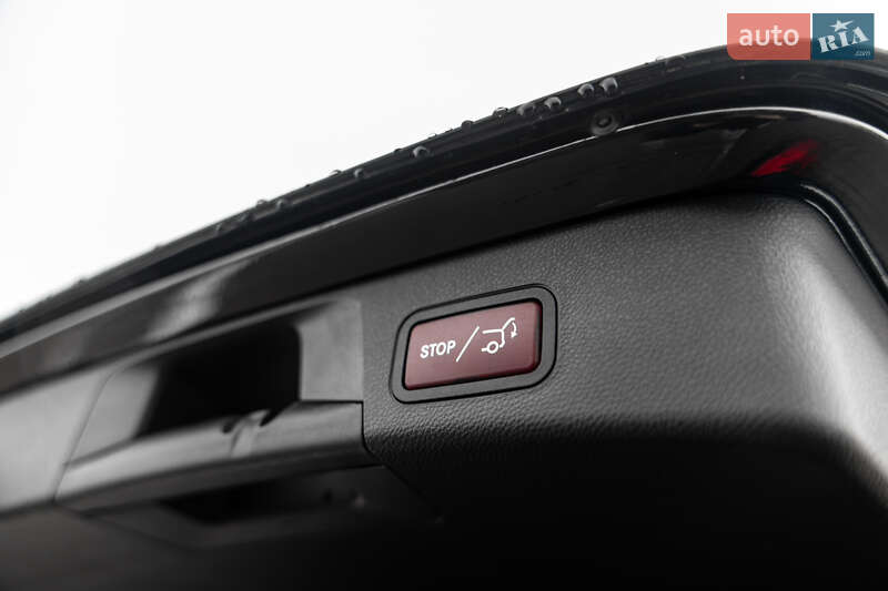 Універсал Mercedes-Benz C-Class 2017 в Львові фото 29 Універсал Mercedes-Benz C-Class 2017 в Львові