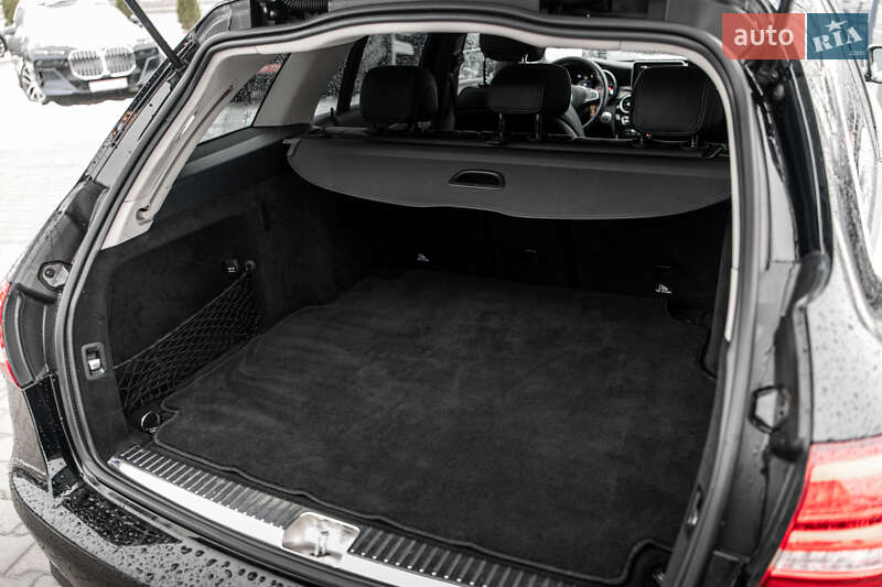 Універсал Mercedes-Benz C-Class 2017 в Львові фото 30 Універсал Mercedes-Benz C-Class 2017 в Львові