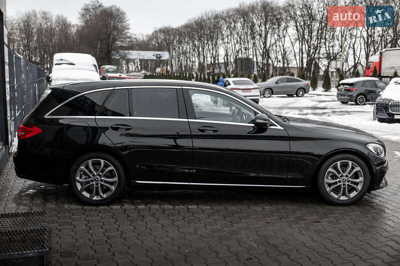 Універсал Mercedes-Benz C-Class 2017 в Львові фото 13 Універсал Mercedes-Benz C-Class 2017 в Львові