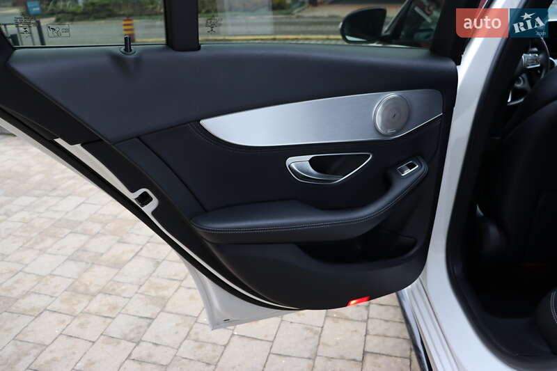 Седан Mercedes-Benz C-Class 2014 в Львове