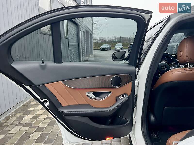 Седан Mercedes-Benz C-Class 2018 в Киеве фото 26 Седан Mercedes-Benz C-Class 2018 в Киеве