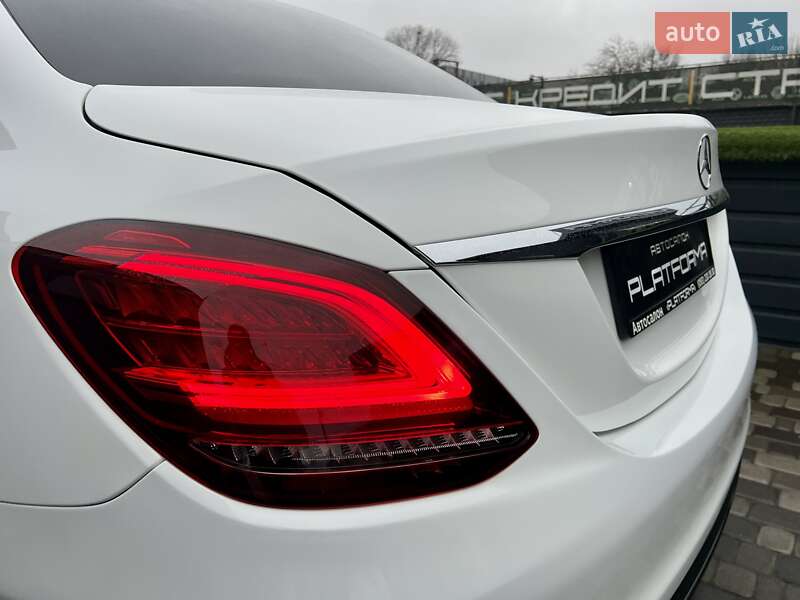 Седан Mercedes-Benz C-Class 2018 в Киеве фото 32 Седан Mercedes-Benz C-Class 2018 в Киеве