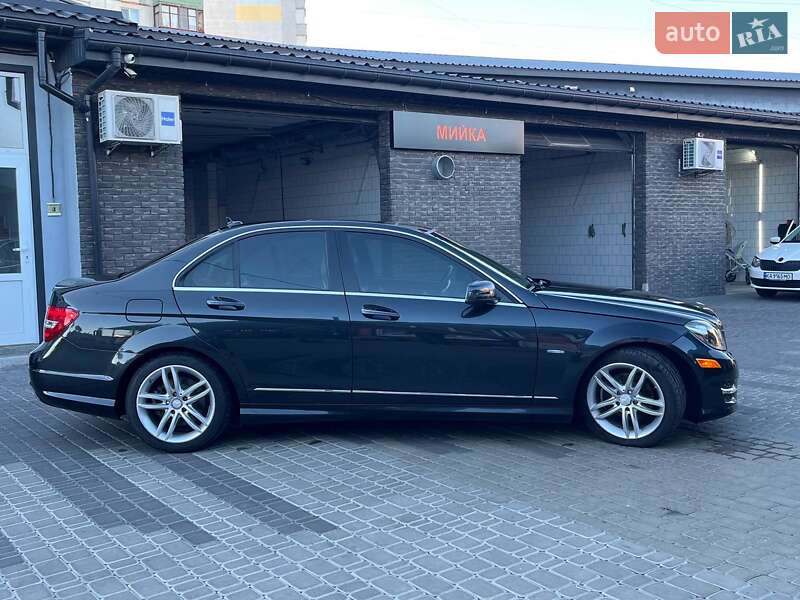 Седан Mercedes-Benz C-Class 2012 в Белой Церкви