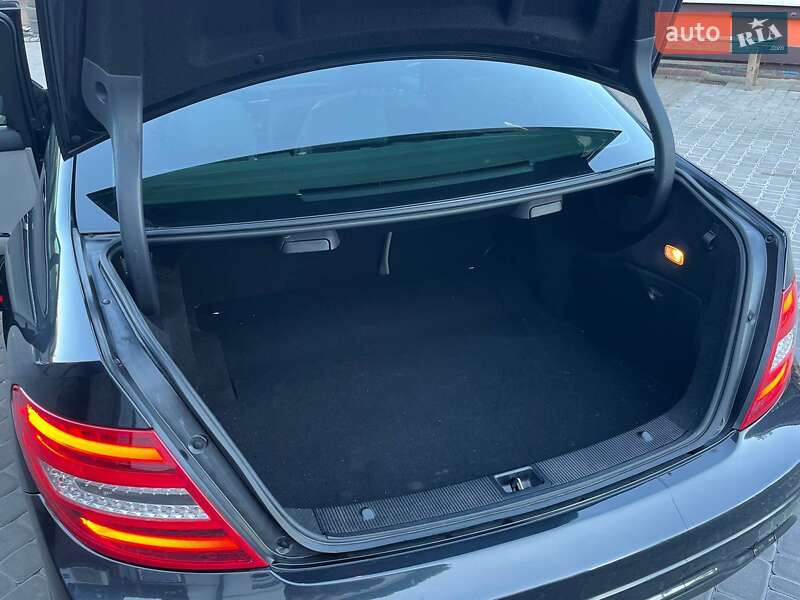 Седан Mercedes-Benz C-Class 2012 в Белой Церкви