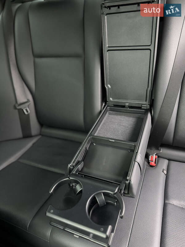 Седан Mercedes-Benz C-Class 2014 в Днепре