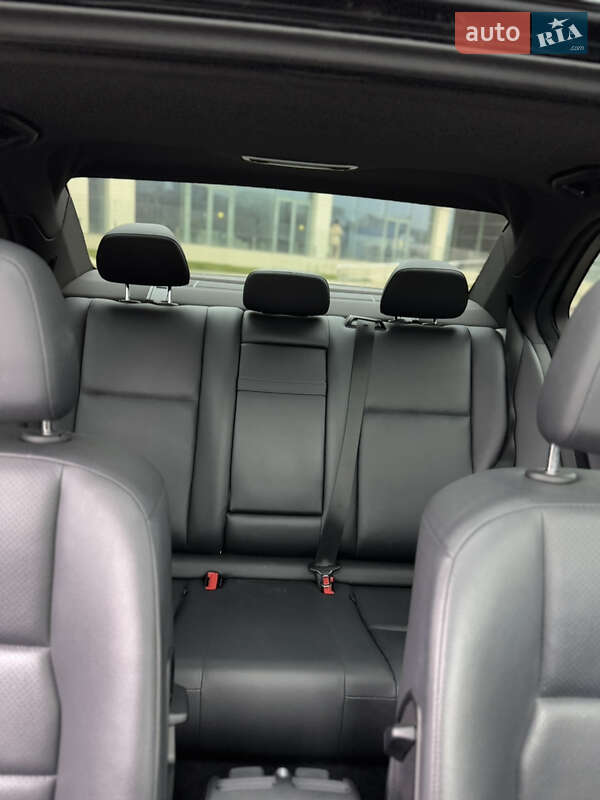 Седан Mercedes-Benz C-Class 2014 в Днепре