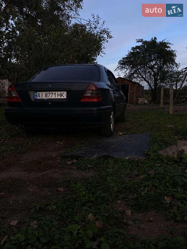 Седан Mercedes-Benz C-Class 1995 в Коростене фото 5 Седан Mercedes-Benz C-Class 1995 в Коростене