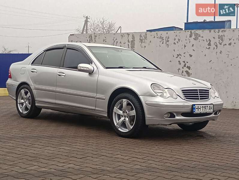 Седан Mercedes-Benz C-Class 2000 в Раздельной фото 2 Седан Mercedes-Benz C-Class 2000 в Раздельной