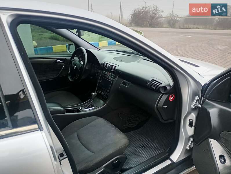 Седан Mercedes-Benz C-Class 2000 в Раздельной фото 19 Седан Mercedes-Benz C-Class 2000 в Раздельной