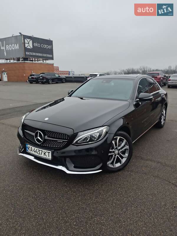 Седан Mercedes-Benz C-Class 2016 в Киеве