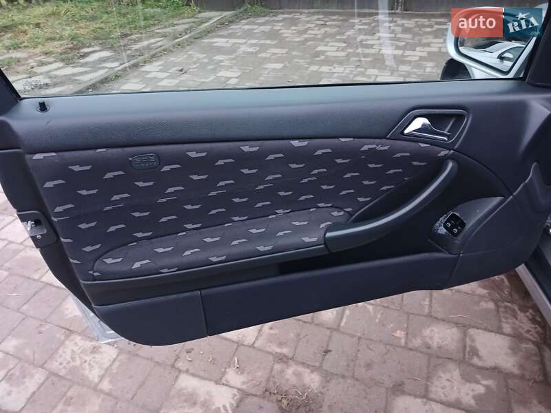 Купе Mercedes-Benz C-Class 2001 в Львове фото 13 Купе Mercedes-Benz C-Class 2001 в Львове