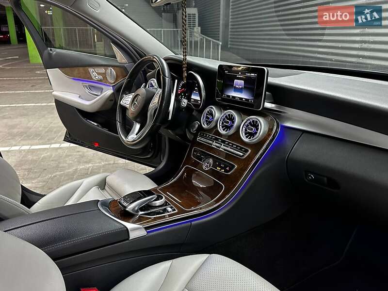 Седан Mercedes-Benz C-Class 2016 в Києві