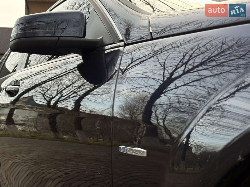 Седан Mercedes-Benz C-Class 2010 в Тячеве