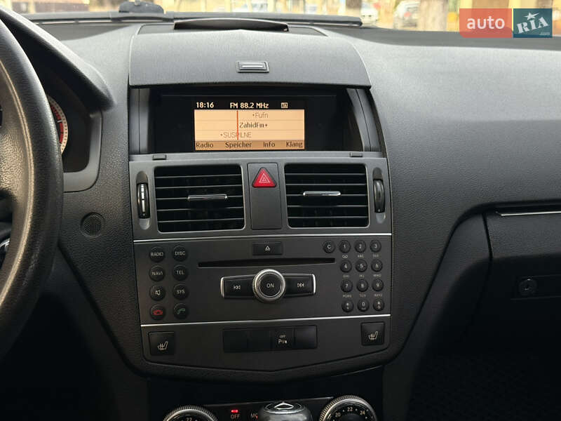 Седан Mercedes-Benz C-Class 2010 в Тячеве