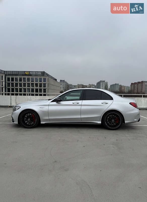 Седан Mercedes-Benz C-Class 2020 в Киеве