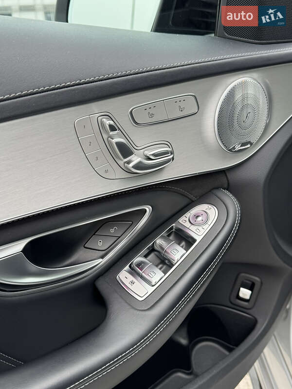 Седан Mercedes-Benz C-Class 2020 в Киеве